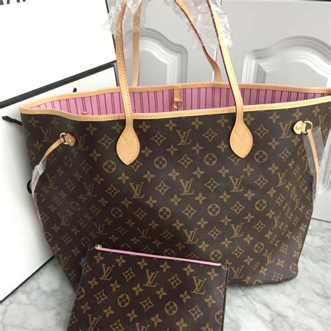 louis vuitton vintage neverfull mm tote|Louis Vuitton Neverfull monogram tote.